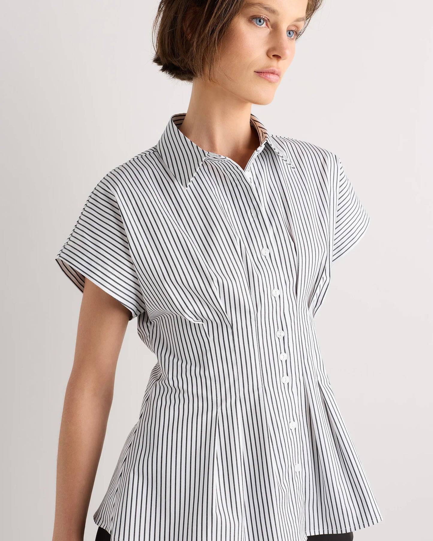 Stretch Twill Pleated Short Sleeve Shirt - XS / Amaranth Pink