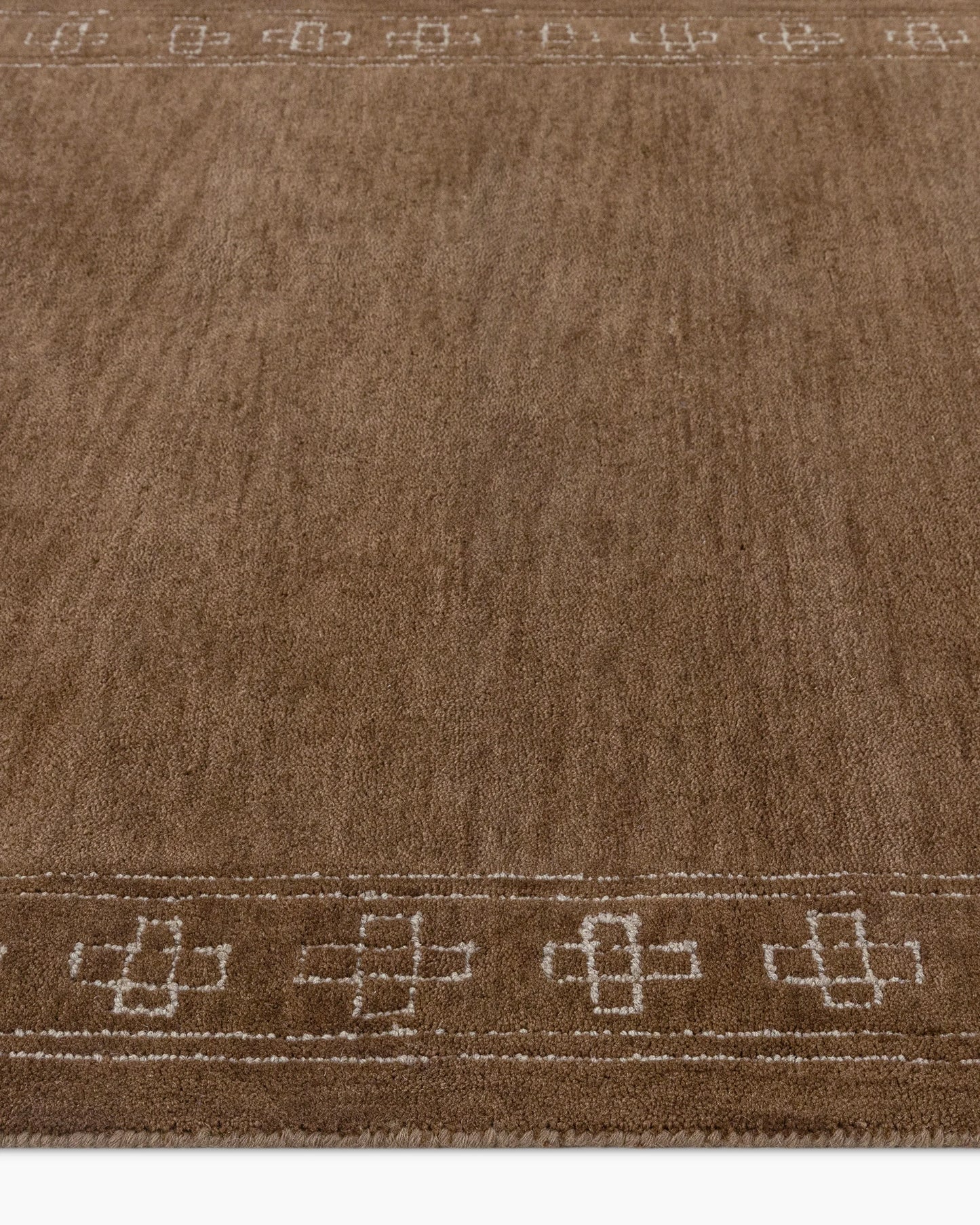 Gates Wool Rug - 3' x 5' / Brown