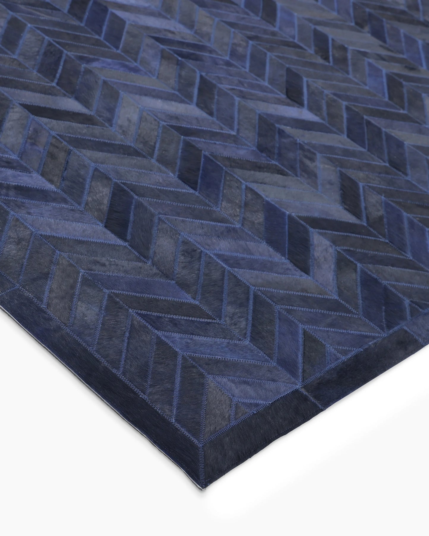 Jones Hide Rug - 5' x 8' / Green