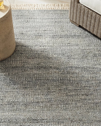 Sloane Indoor/Outdoor Rug - 5' x 8' / Silver