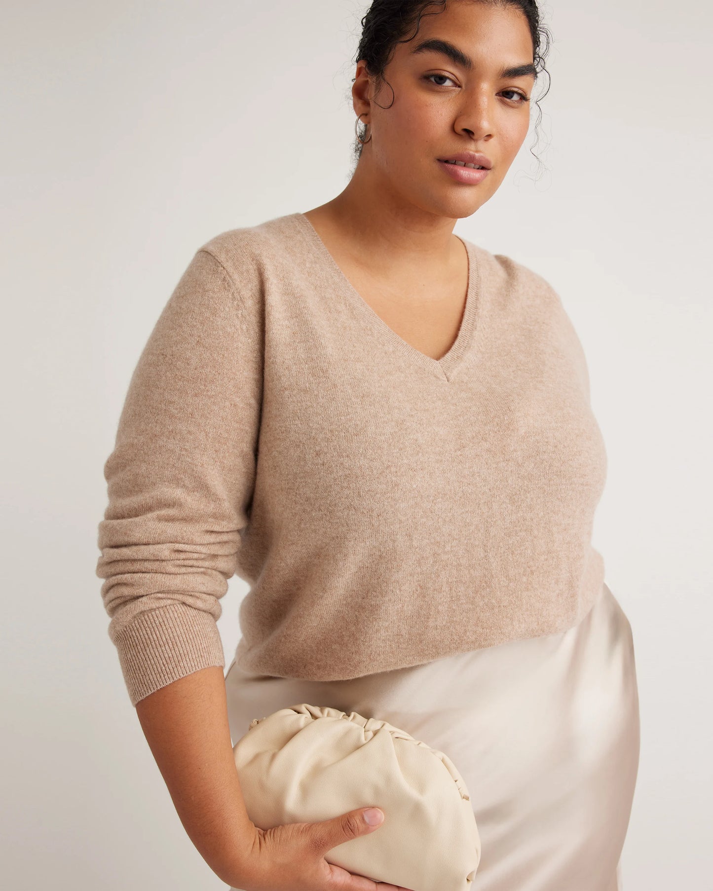 Mongolian Cashmere V-Neck Sweater - 1X / Heather Vintage Pink