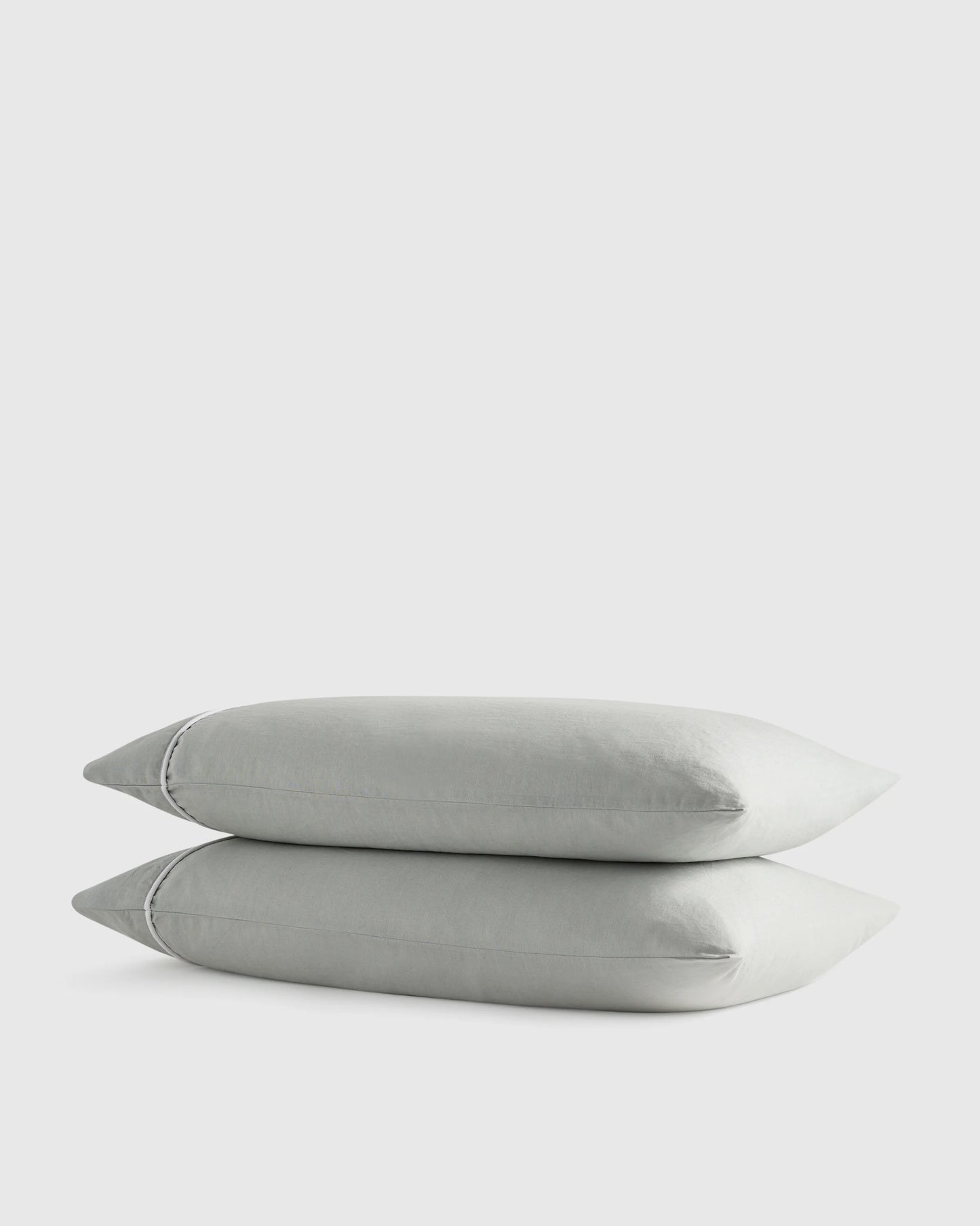 European Linen Piped Pillowcase Set - Standard / White/Cherry