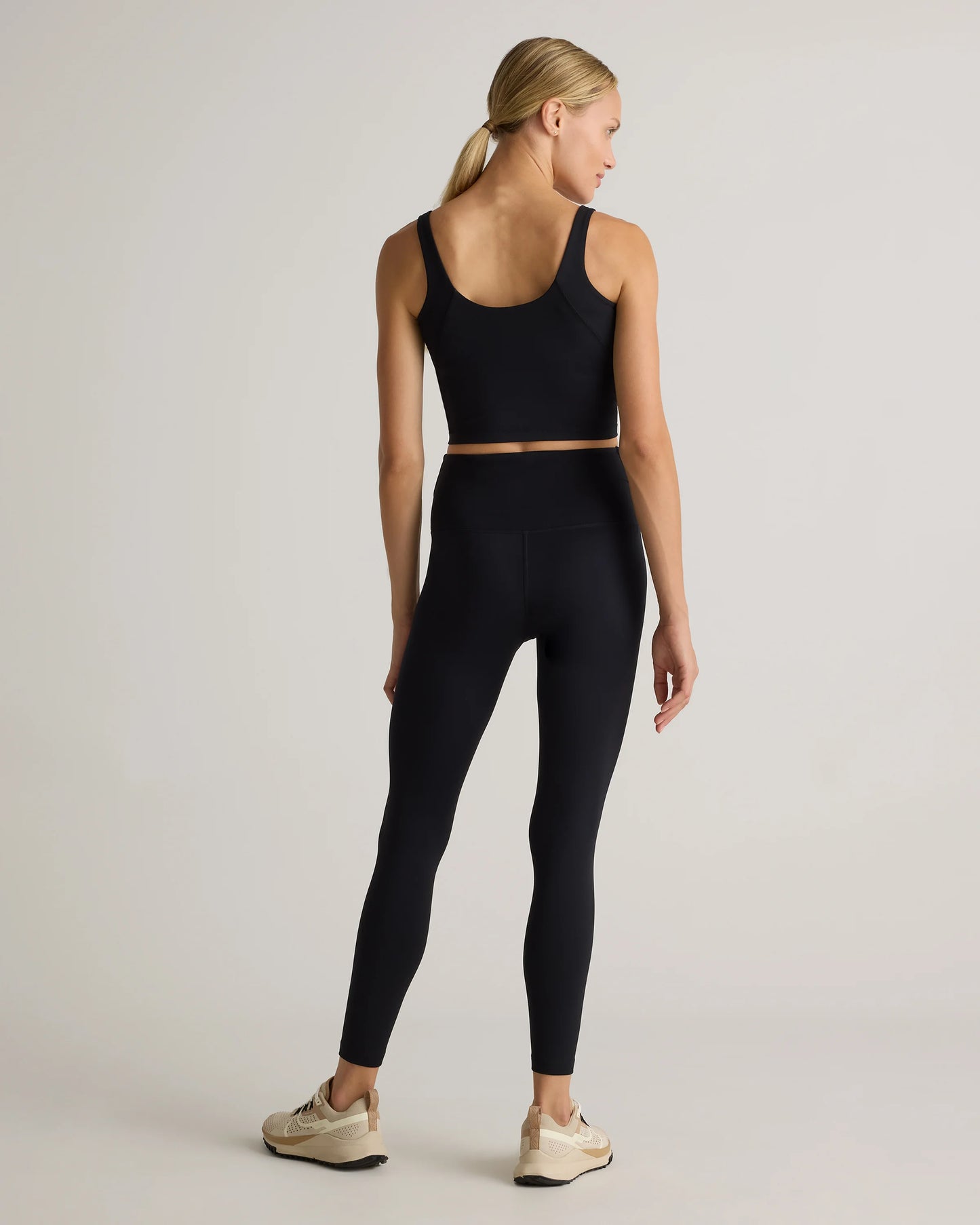 Ultra-Form High-Rise Crossover Legging - XS / Dark Coal