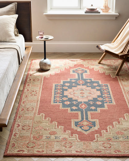 Lilia Wool Rug - 3' x 5' / Red