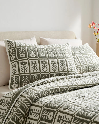 Organic Cotton Jacquard Floral Coverlet - Twin / Blue Fog