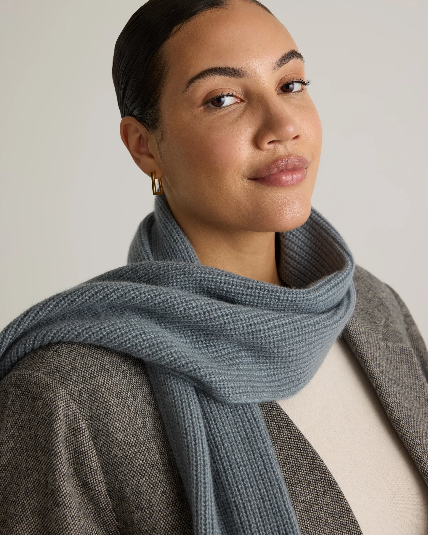 Mongolian Cashmere Ribbed Scarf - One Size / Brown
