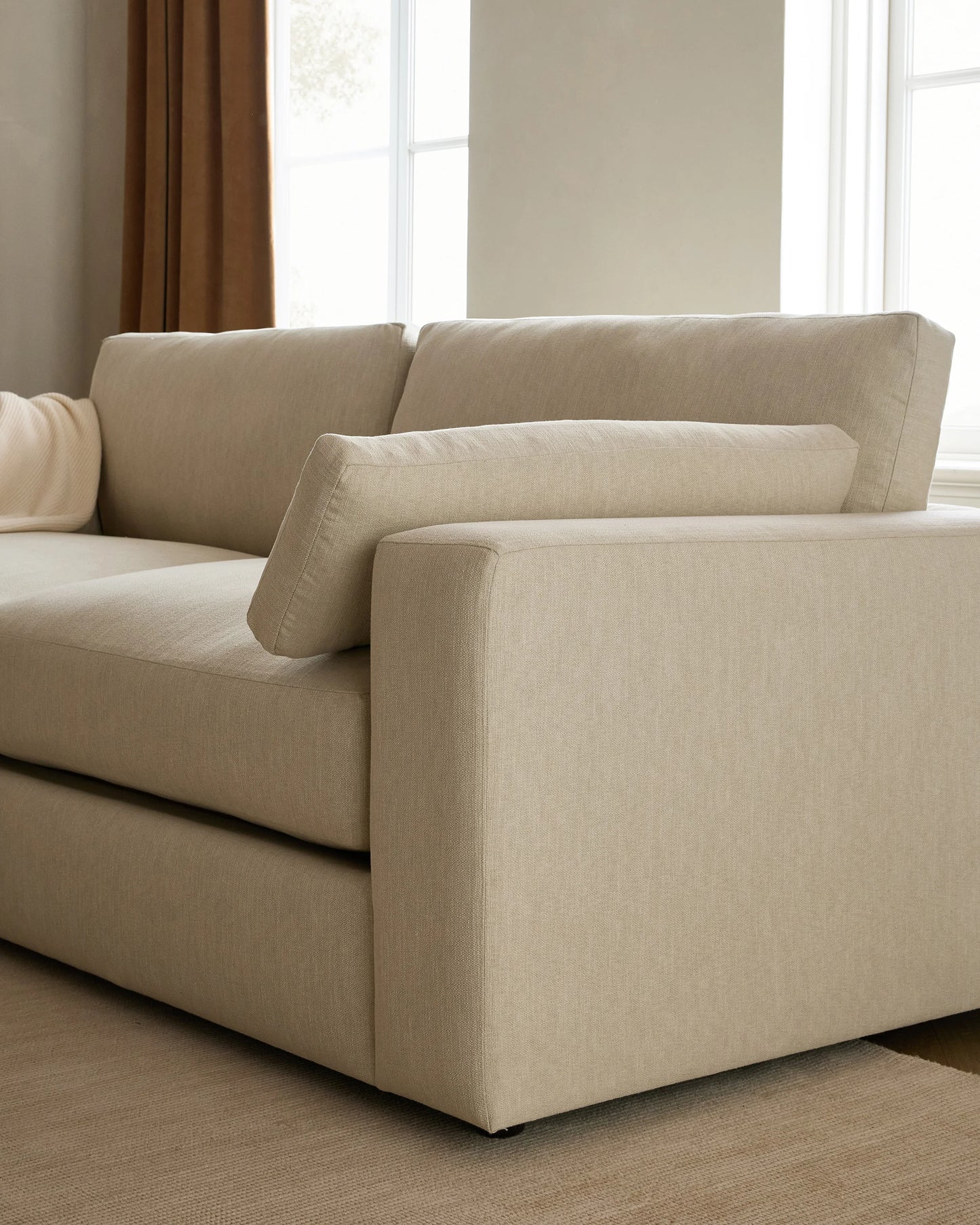 Ashford Deep Seat Sofa in Performance Chenille Linen Blend - 7ft / Snow