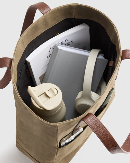 Waxed Canvas Utility Tote - One Size / Black