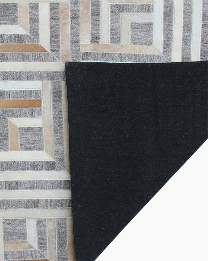 Geometric Hair on Hide Rug - 5' x 8' / Grey