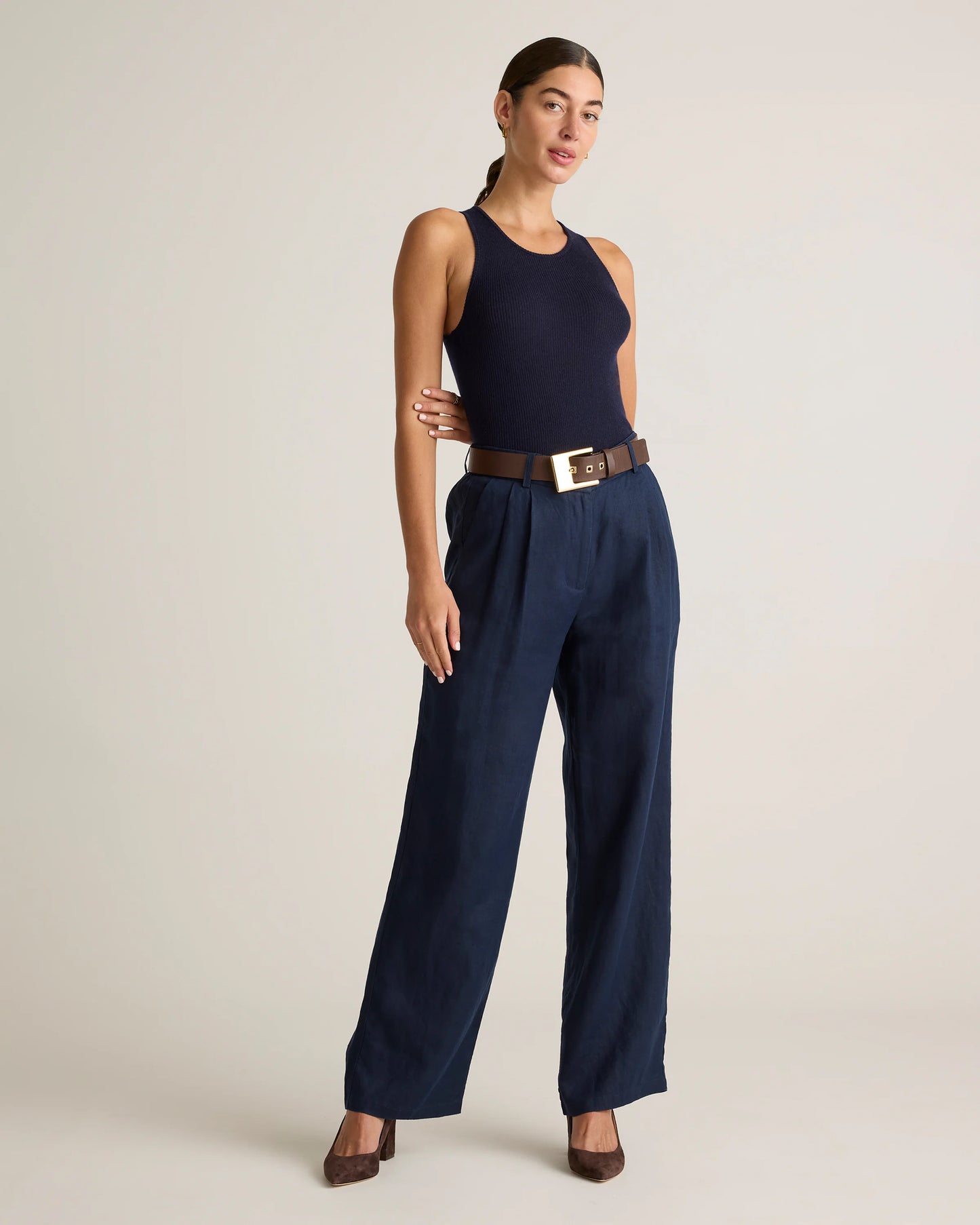 100% European Linen Pleated Trouser - 6 / Deep Navy
