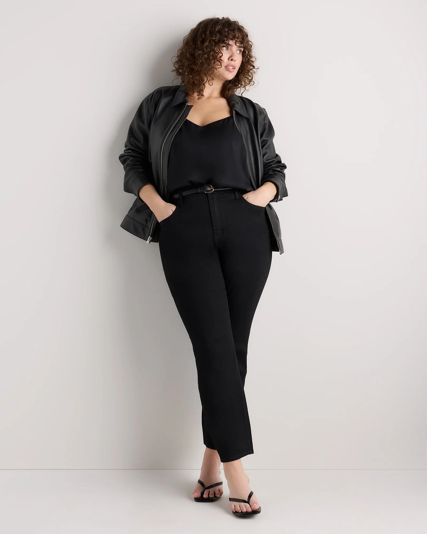 Bella Stretch Skinny Jeans - 33 / Black