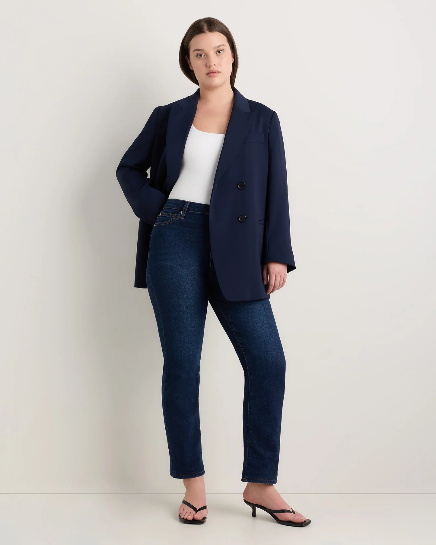 Curvy Bella Stretch Straight Jeans - 24 / Black