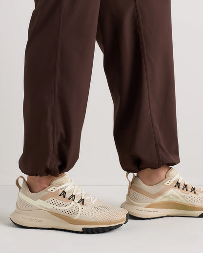 Performance Tech Cargo Mid-Rise Pants - XS / Black