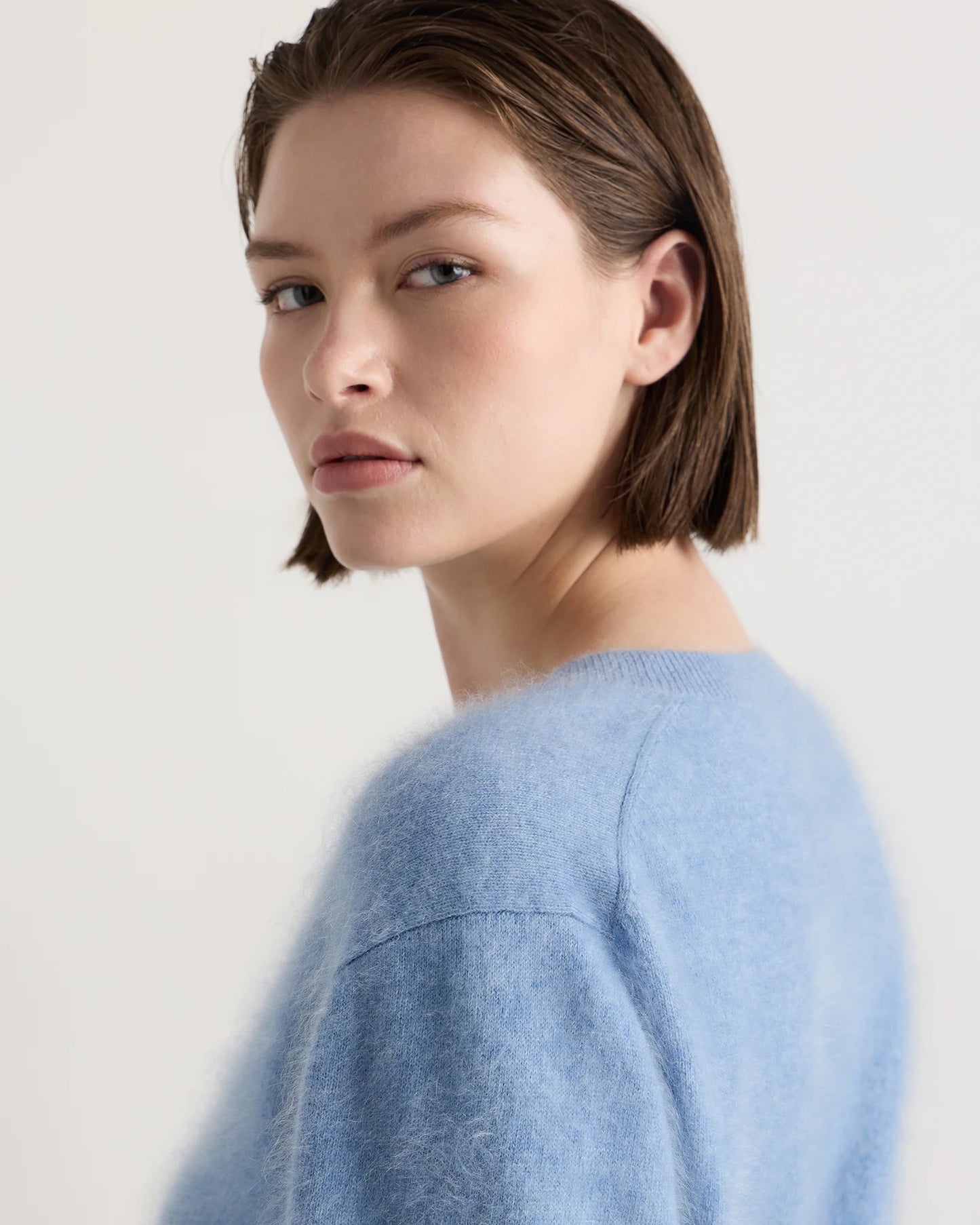 Brushed Cashmere Shrunken V-Neck Sweater - XS / Heather Grey