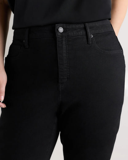 Bella Stretch Skinny Jeans - 33 / Black