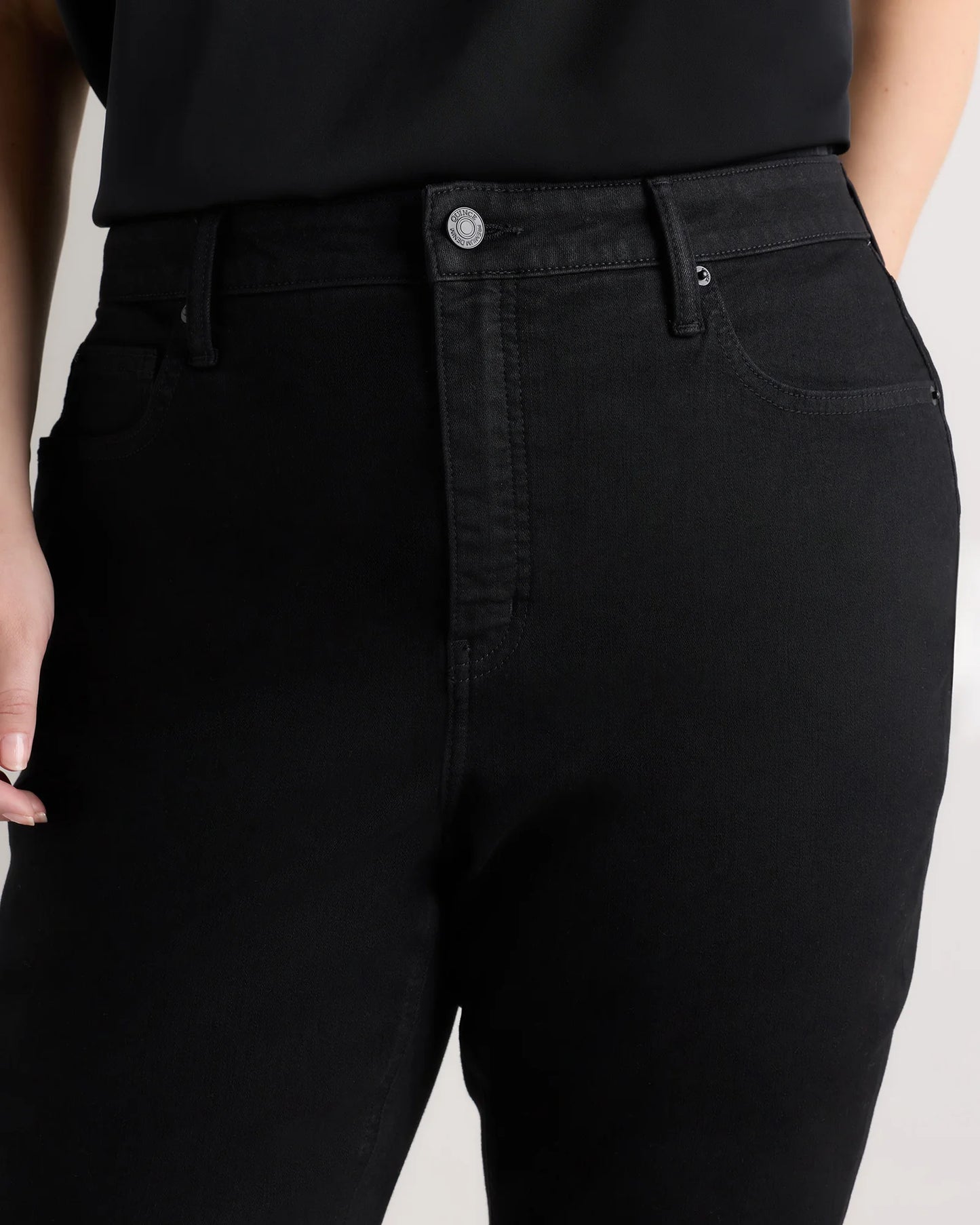 Bella Stretch Skinny Jeans - 33 / Black