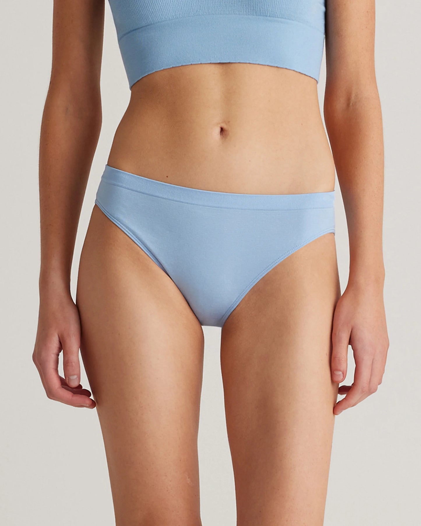 Smoothing Comfort Bikini (6-Pack) - XS / Cocoa