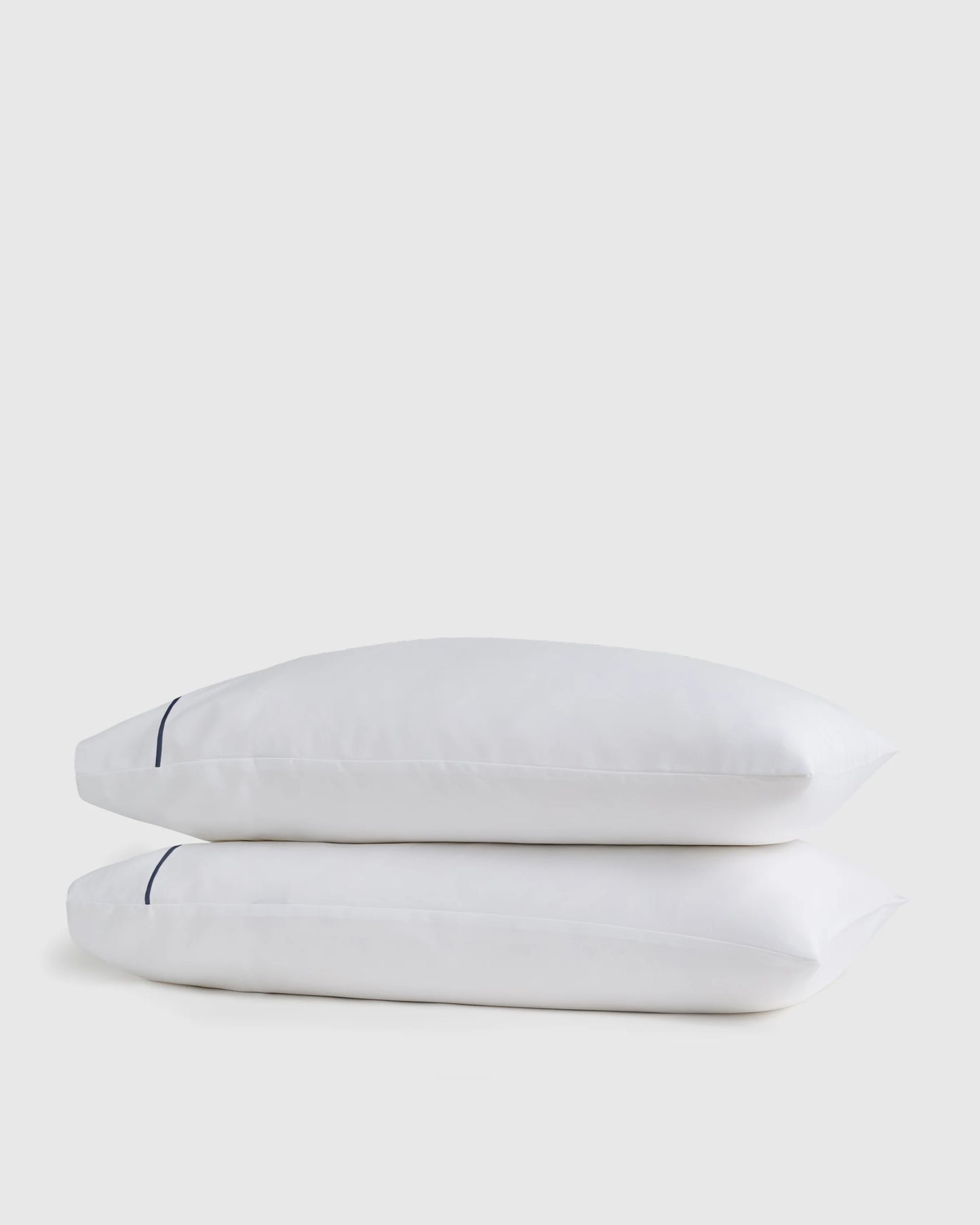 Signature Giza Cotton Sateen Pillowcase Set - Standard / White