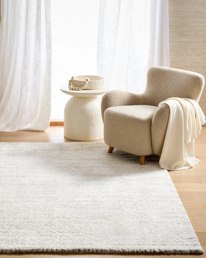 Mateo Plush Performance Rug - 5' x 7'6" / Light Grey