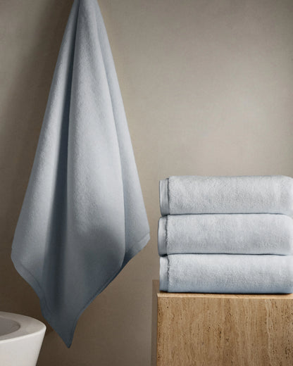 Plush Organic Turkish Cotton Bath Towel (Set of 2) - One Size / White