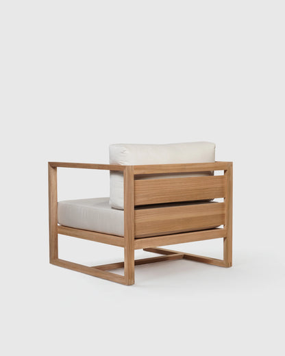Linear Solid Teak Outdoor Lounge Chair - One Size / Natural Teak