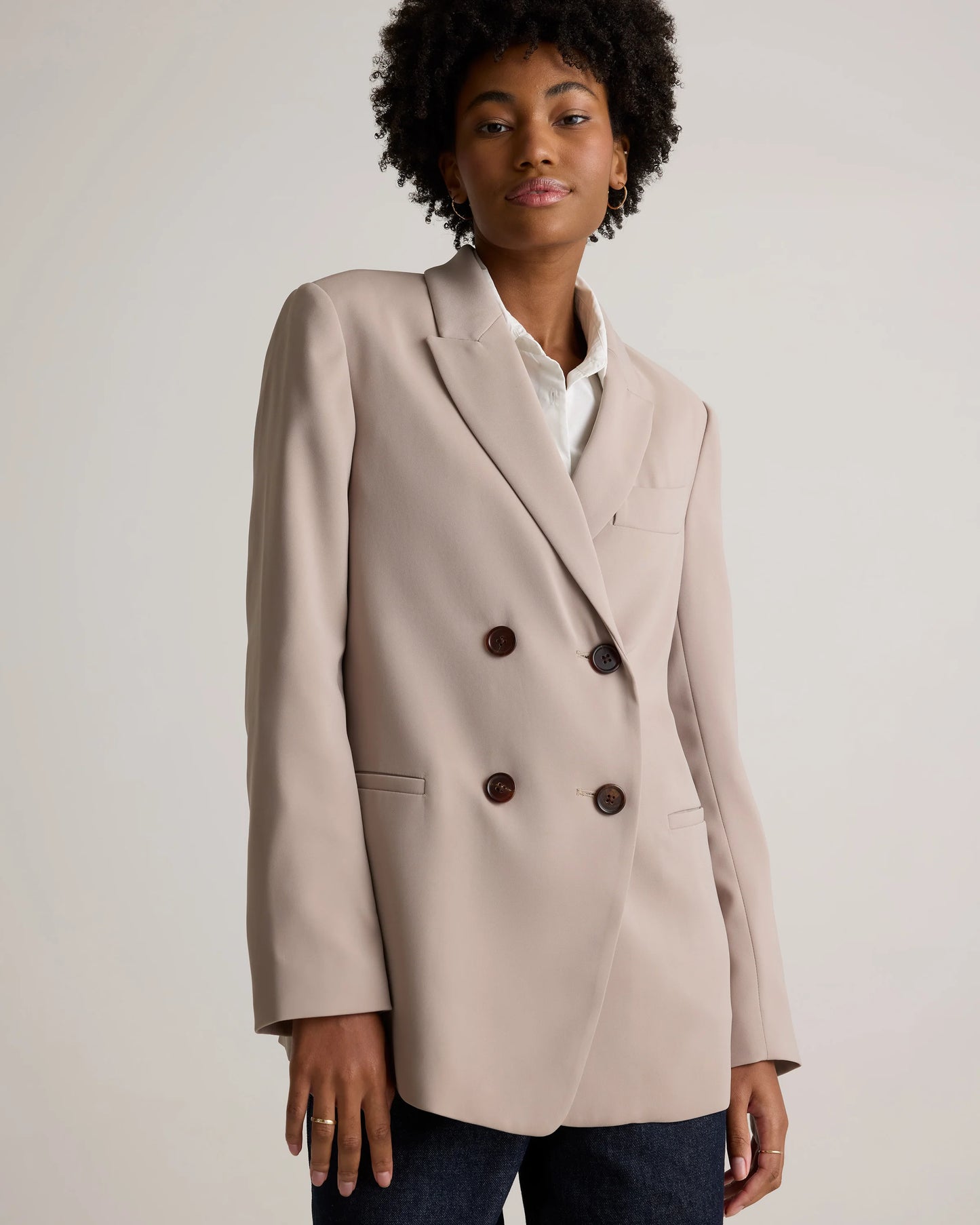 Stretch Crepe Relaxed Double-Breasted Blazer - XS / Sand