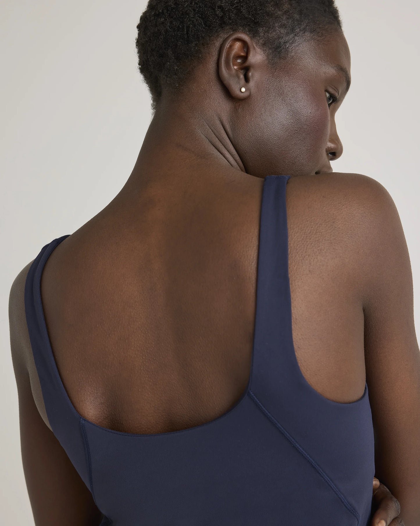 Ultra-Form V-Neck Cropped Tank - XS / Forest Green
