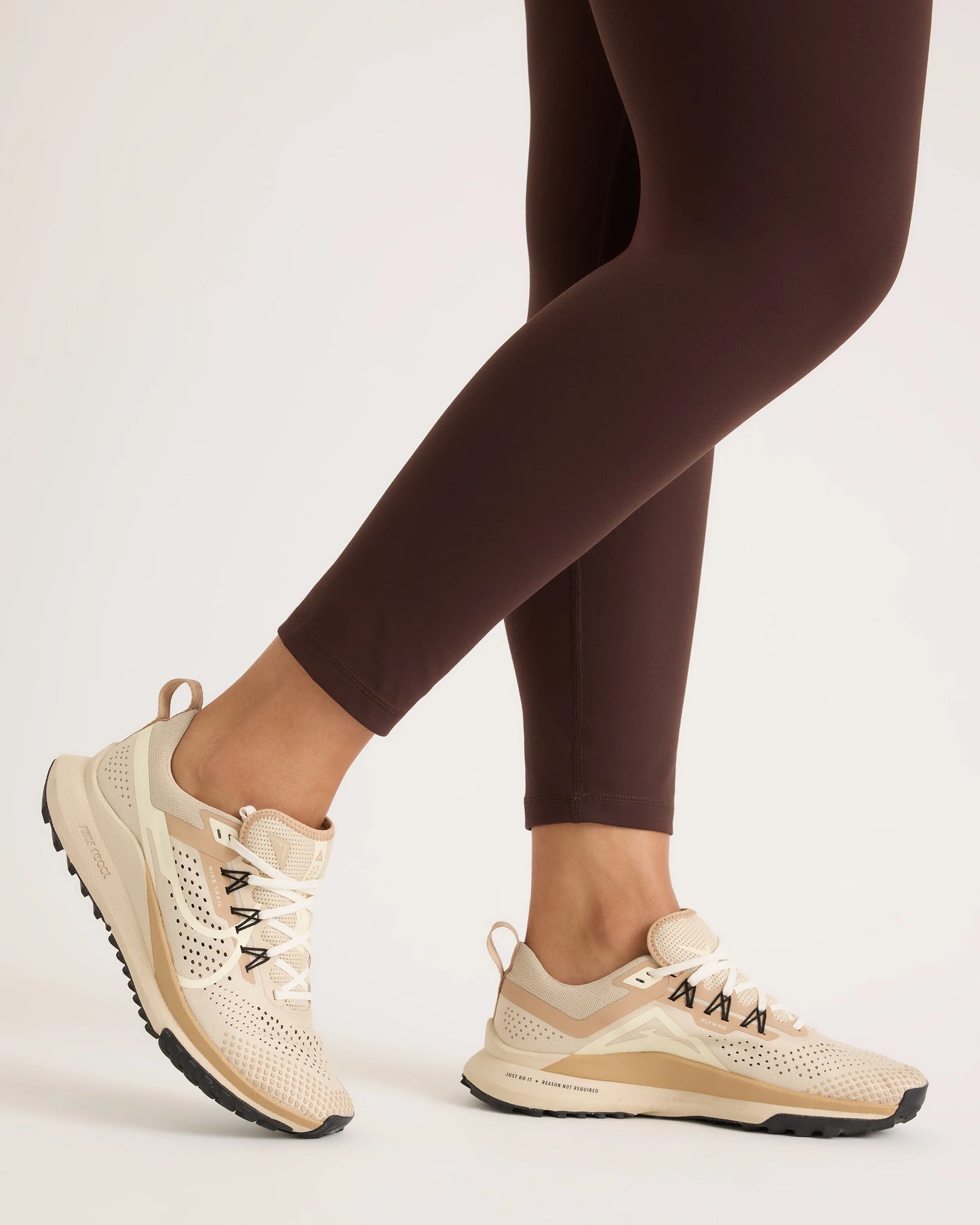 Ultra-Form High-Rise Legging - XS / Black