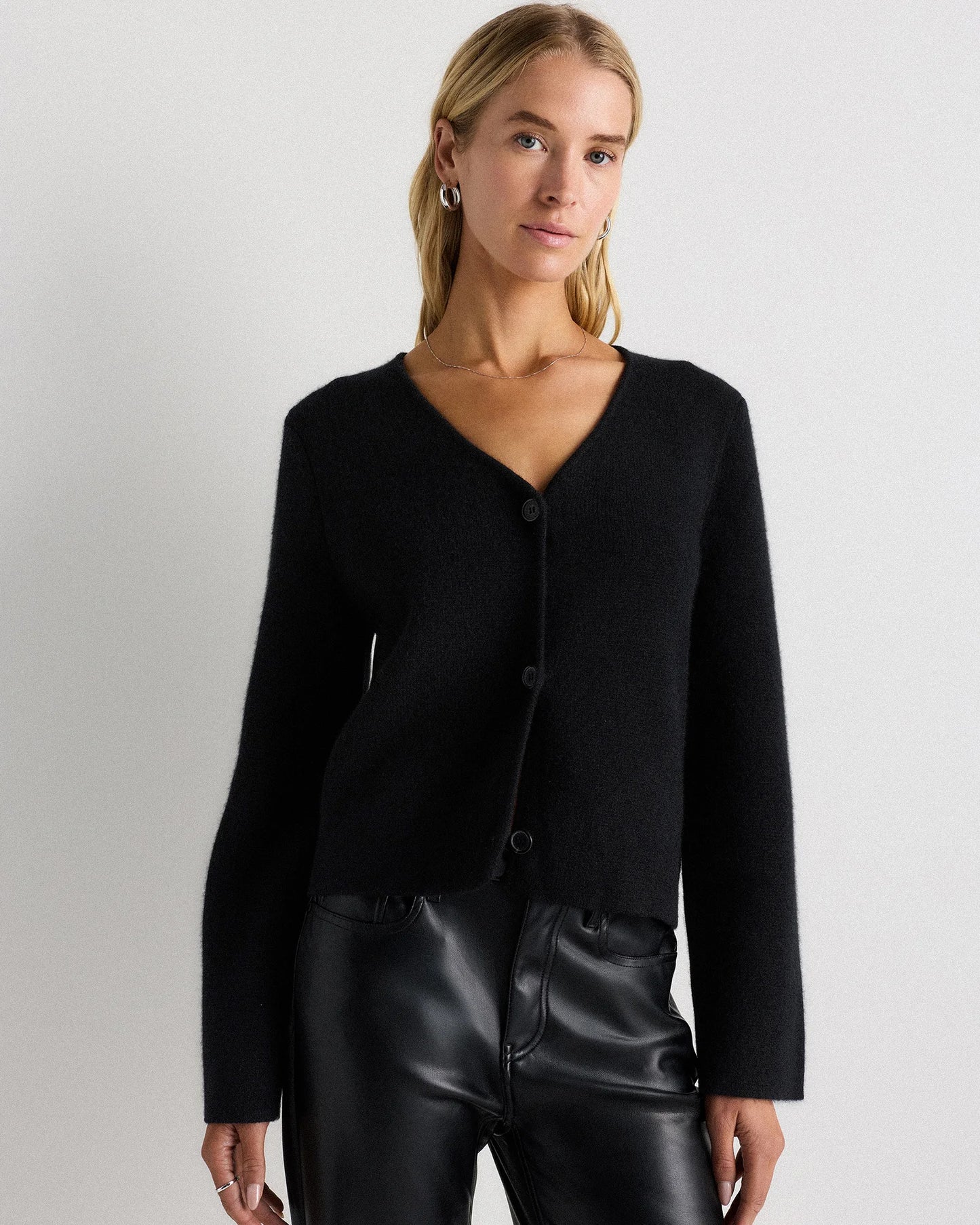 Mongolian Cashmere Structured V-Neck Cardigan - XS / Black