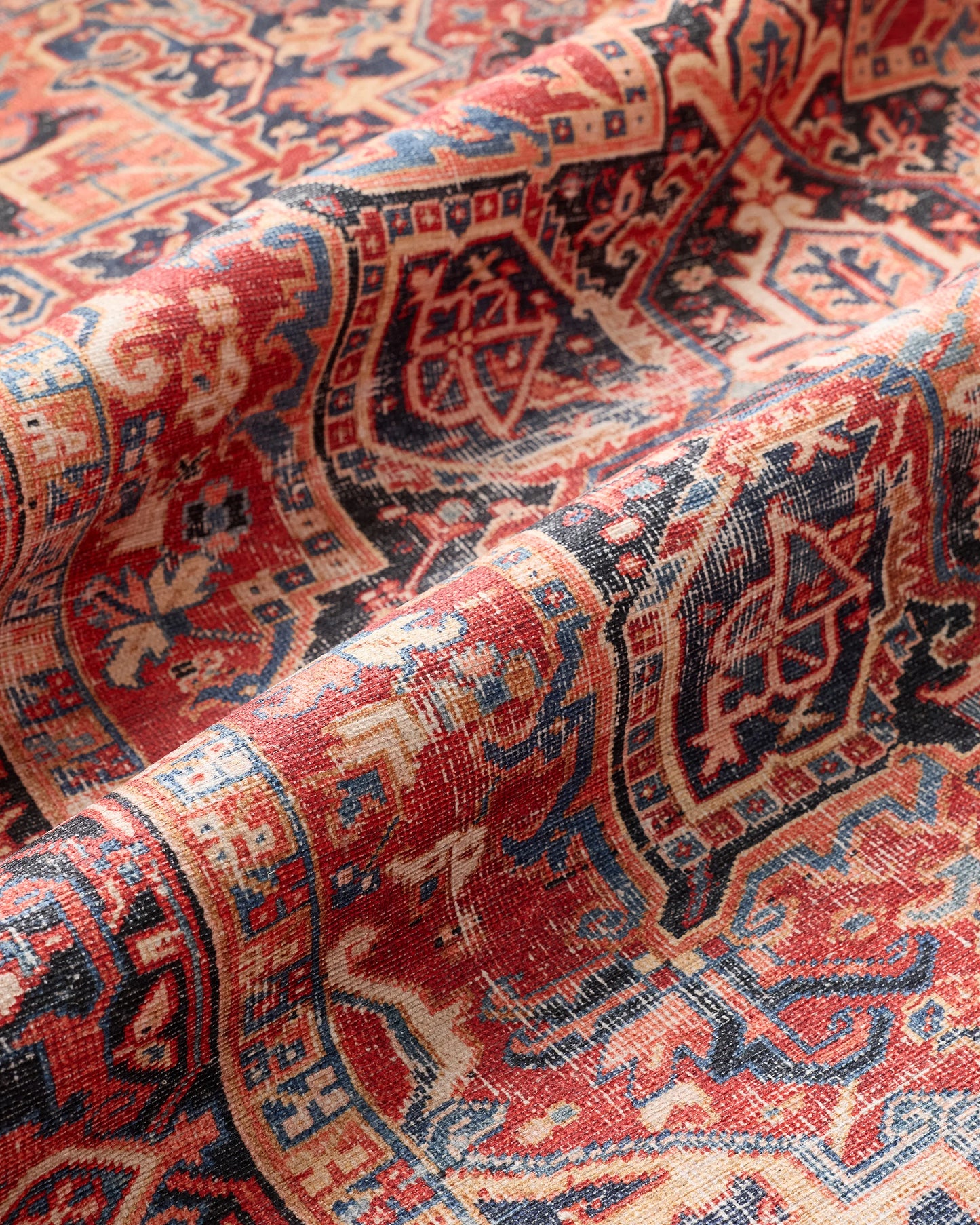 Athena Washable Rug - 3'9" x 5'6" / Red