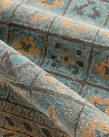 Cambria Wool Rug - 5' x 8' / Rust