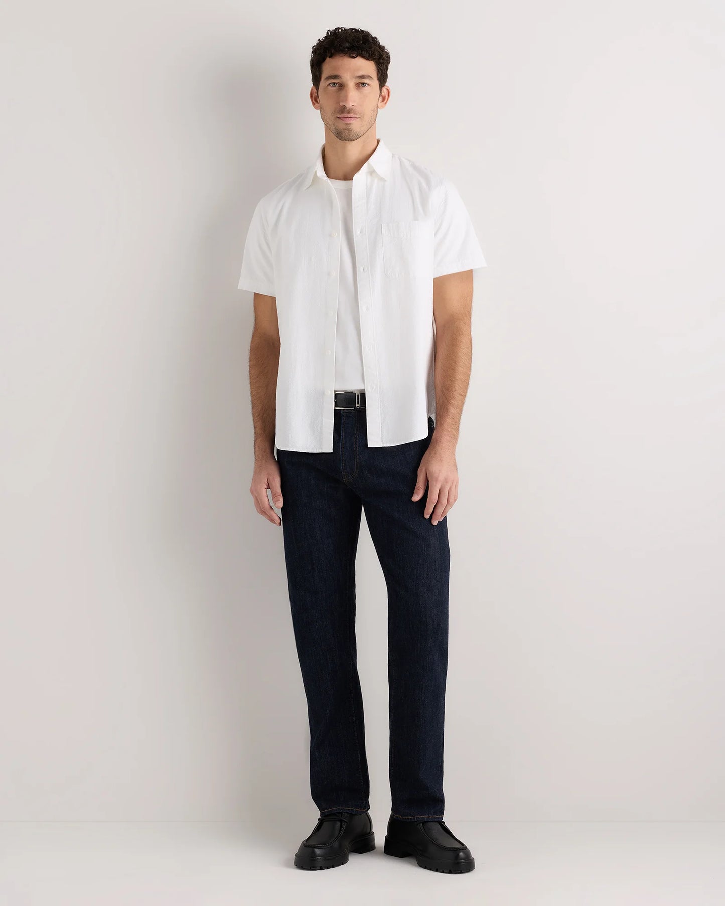 100% Organic Cotton Seersucker Short Sleeve Shirt - S / White