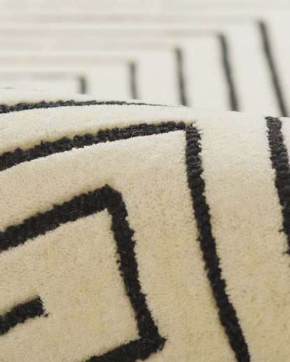 Langdon Hand-Tufted Wool Rug - 3'6" x 5'6" / Beige