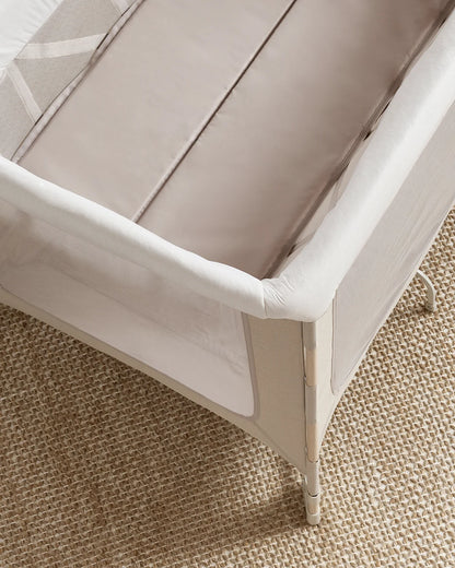 Swift Play Yard by Maxi-Cosi - One Size / Classic Oat