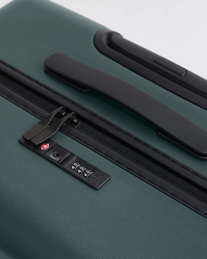 Carry-On & Medium Check-In Suitcase Set - One Size / Dark Green