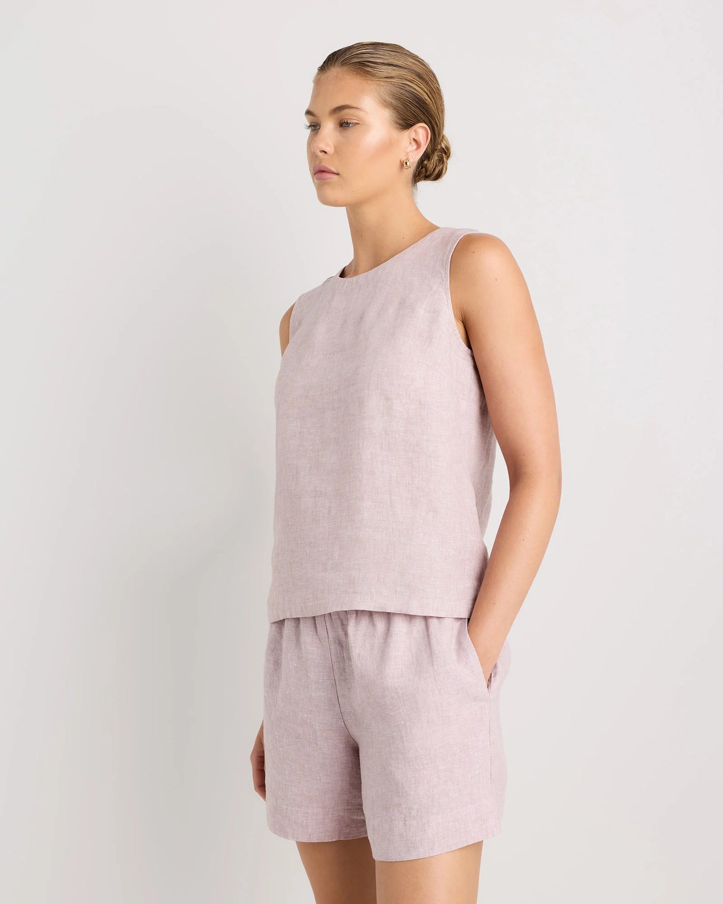100% European Linen Tank - XS / Black