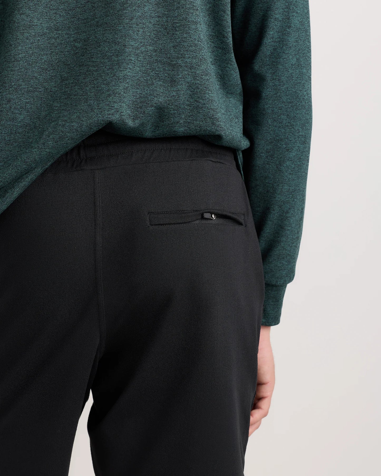 Flowknit Performance Shorts - 7.5" - S / Black