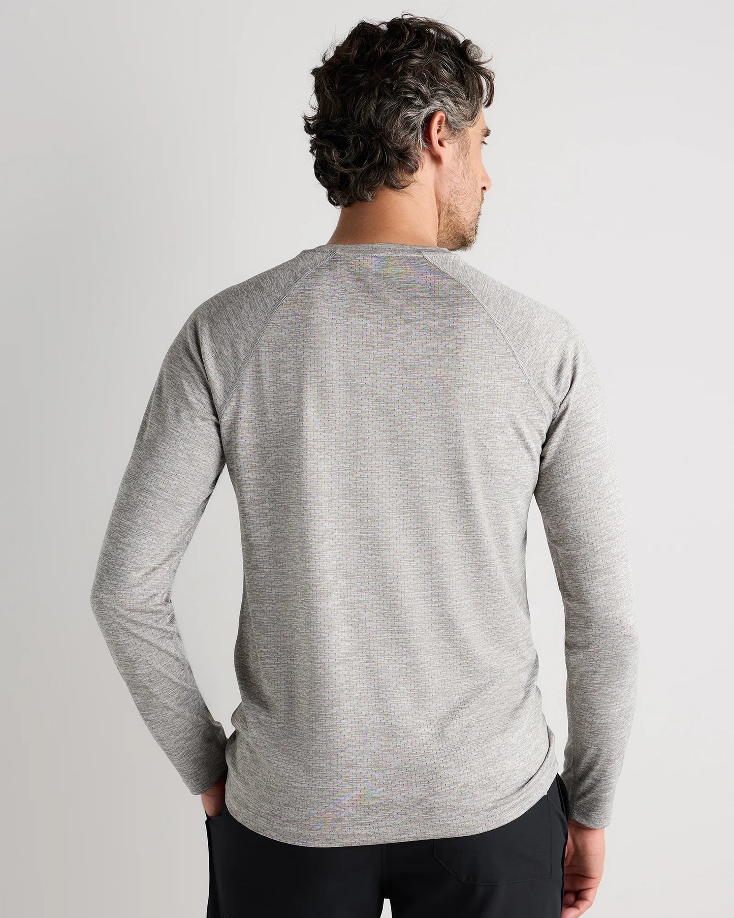Mesh Performance Training Long Sleeve Tee - S / Heather Navy