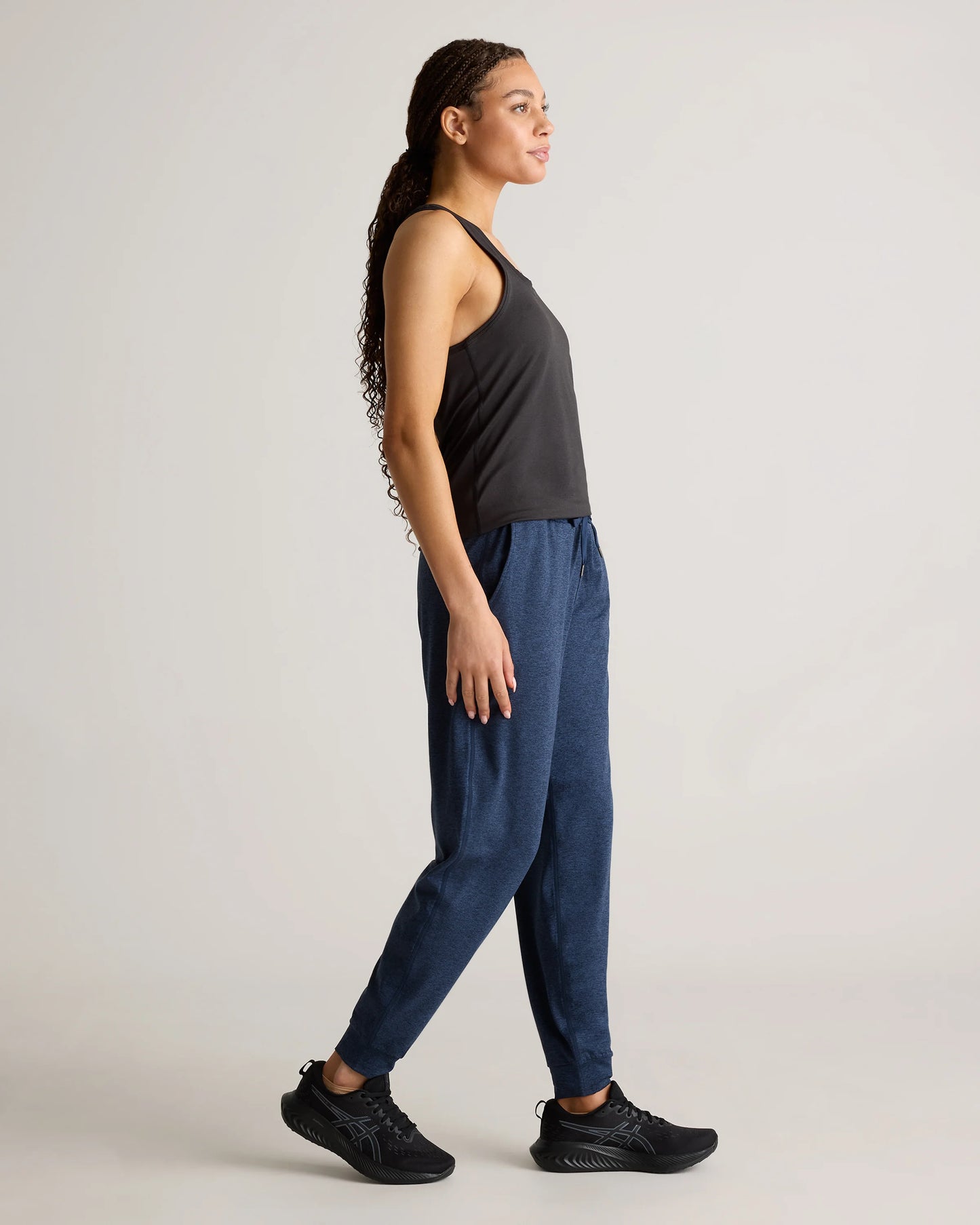 Flowknit Mid-Rise Joggers - XS / Black