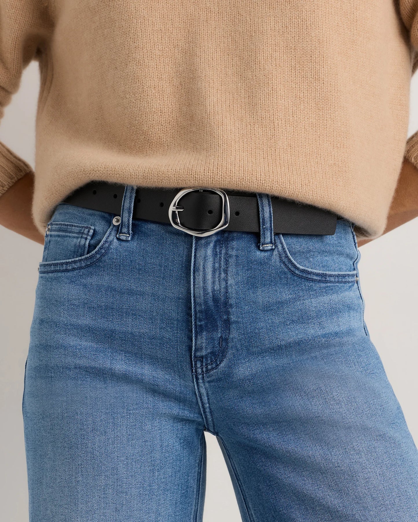 Zoe Sculptural European Leather Belt - XS / Black/Silver