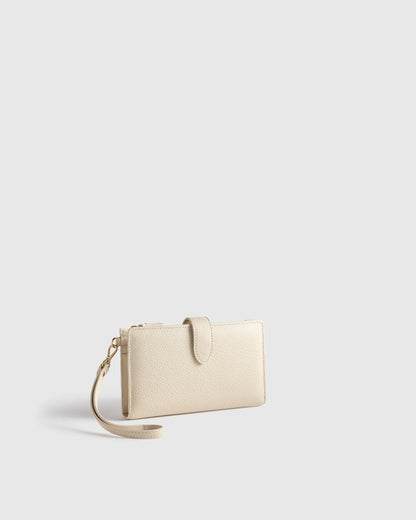 Italian Leather Phone Bi-Fold Wristlet - One Size / Black