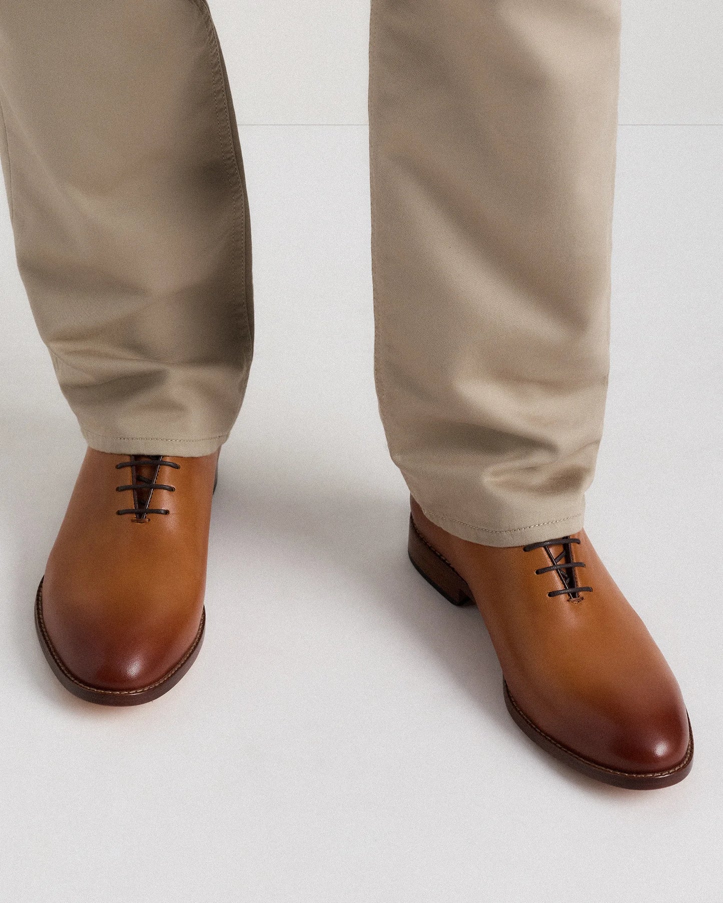 Calfskin Leather Plain Toe Oxford - 7 / Black