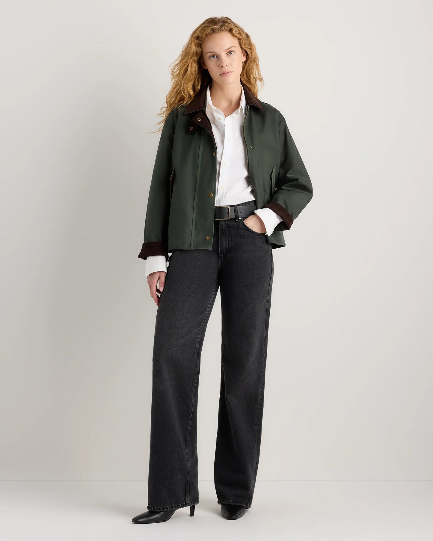 Organic Waxed Cotton Cropped Barn Jacket - XS / Vintage Black