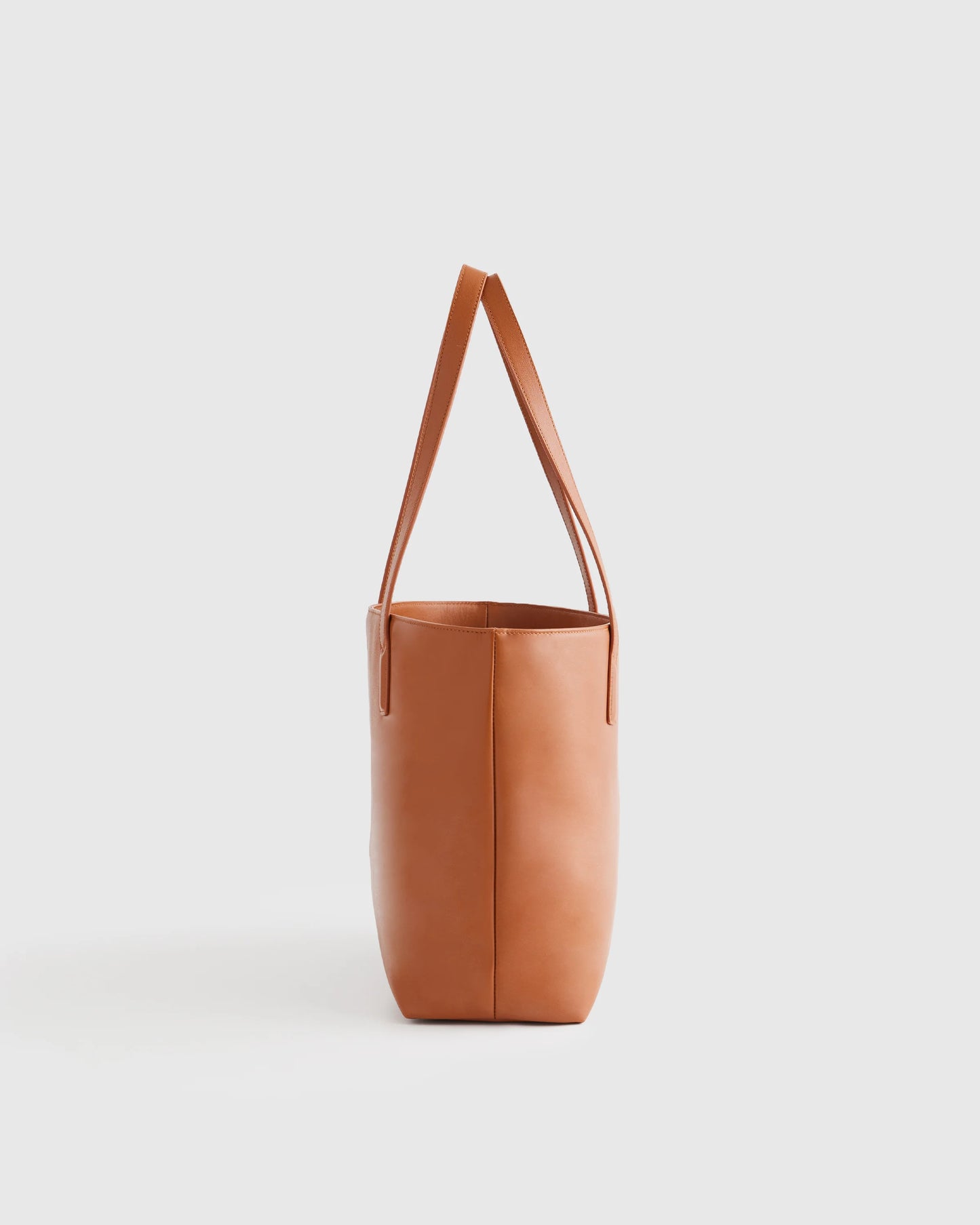 Classic Italian Leather Tote - One Size / Black