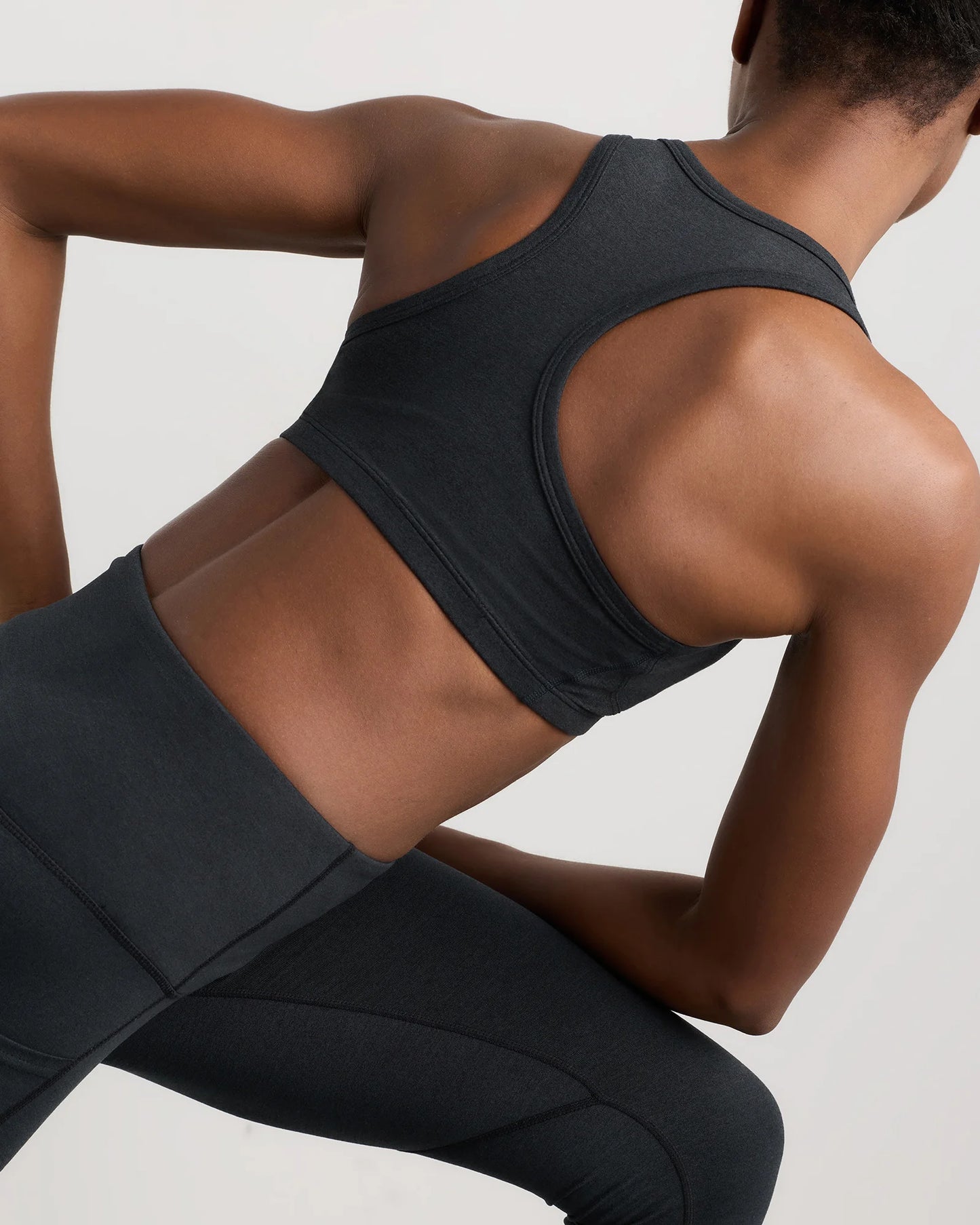 Ultra-Soft V-Neck Racerback Bra - XS / Heather Black