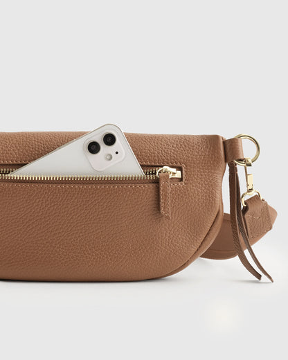 Quinn Sling Bag - One Size / Cognac