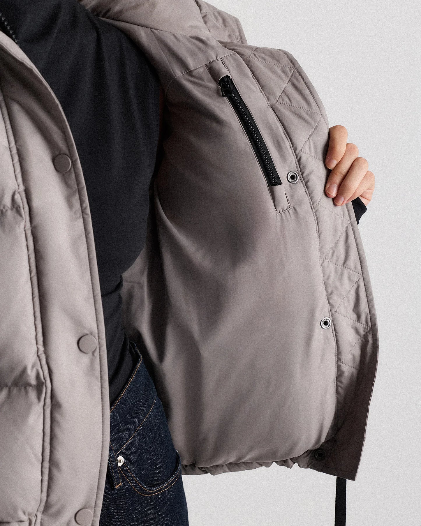 Responsible Down Cropped Puffer Jacket - XS / Shiny Black