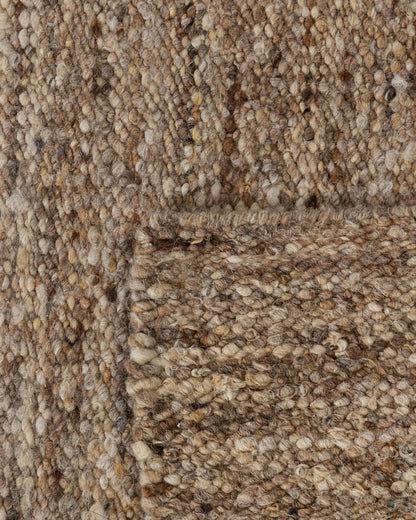 Liam Handwoven Wool Boucle Rug - 5' x 8' / Brown