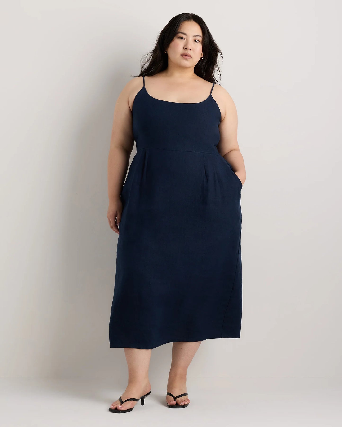 100% European Linen Scoop Neck Midi Dress - 1X / Deep Navy