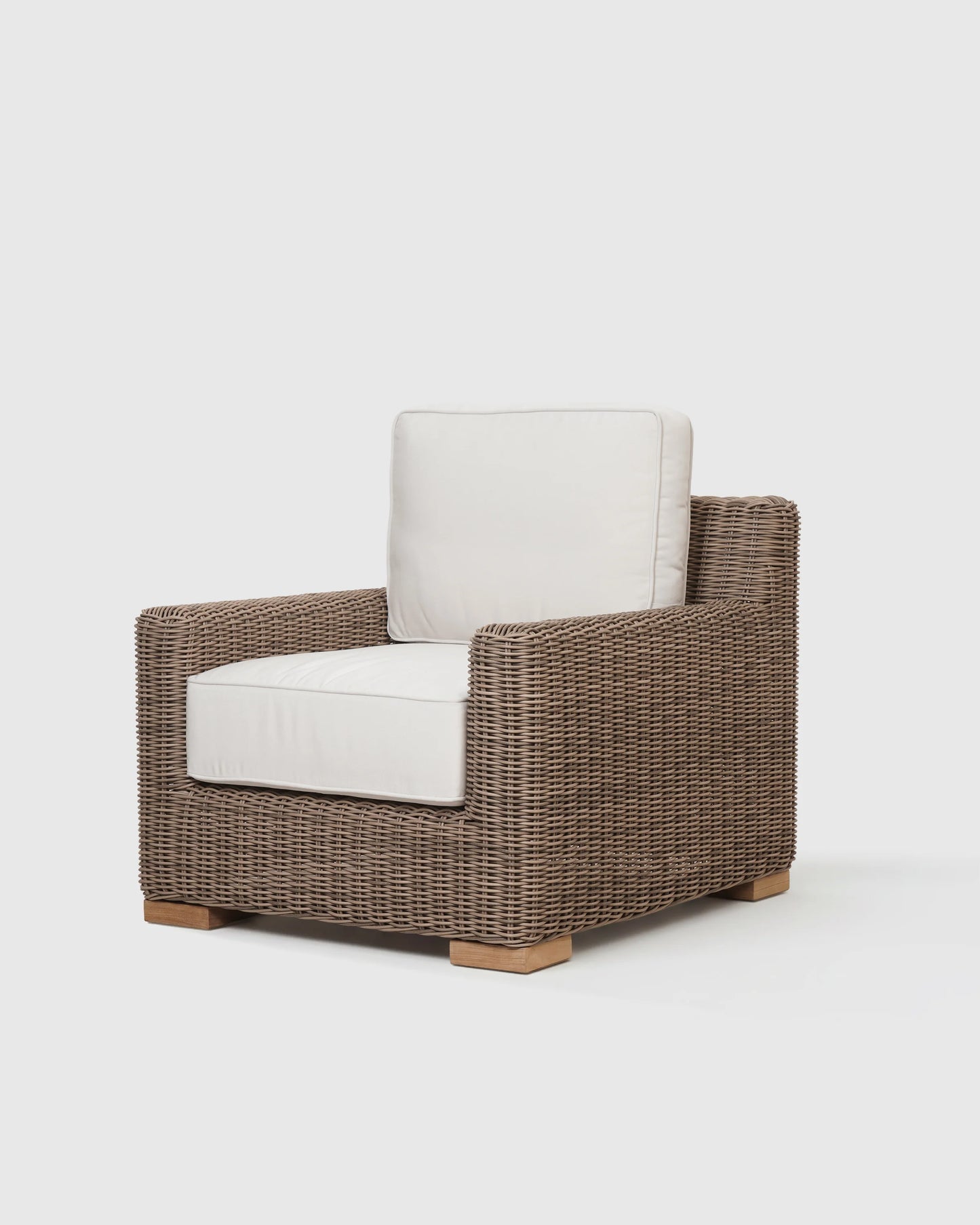 Classic All-Weather Wicker Outdoor Lounge Chair - One Size / Natural Weave